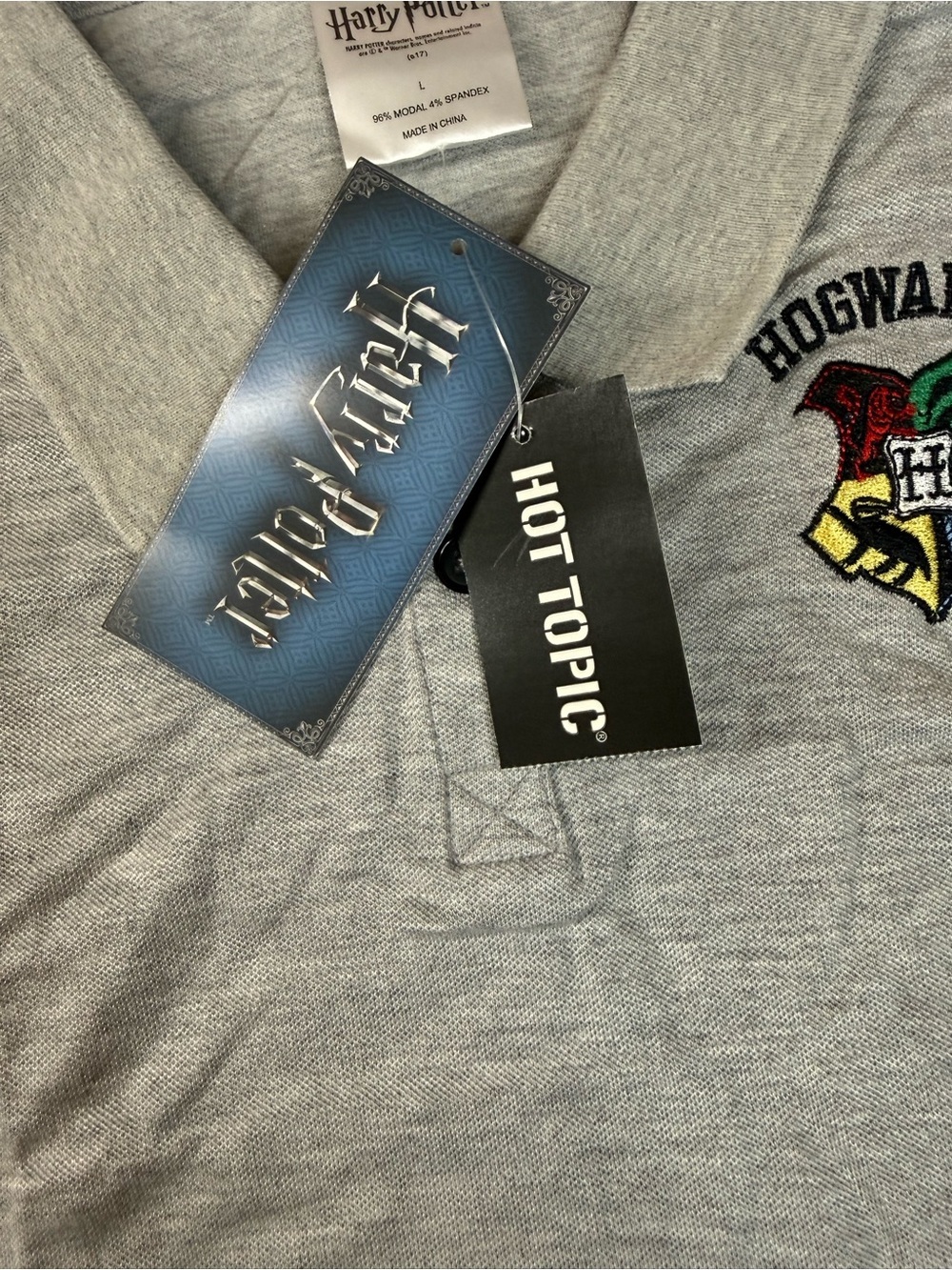 Harry Potter Hogwarts SLVLS Polo - Gray - Picture 5 of 8